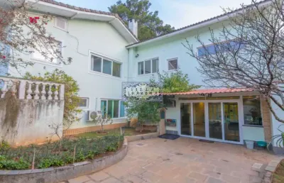 Casa em condomínio fechado com 5 quartos à venda na rua pablo picasso, carlos guinle, teresópolis, 390 m2 por r$ 3.100.000