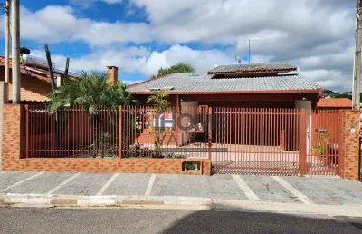 Casa com 3 dormitórios à venda, 250 m² por r$ 1.100.000,00 - centro - vinhedo/sp