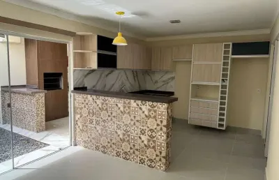 Vende-se casa em condominio rio claro bairro ( jardim imperial)