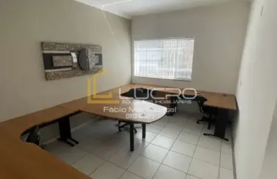 Sala comercial para locação próximo ao tauste, prefeitura e correios
