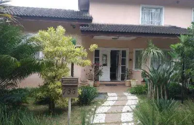 Venda de sobrado no condomínio arujazinho i, ii e iii, em arujá/sp, 440m² c/ 4 suítes, salão de festas, varanda, churrasqueira e 4 vagas. consulte-nos