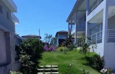 Venda de casa no condomínio ibirapitanga, em santa isabel/sp, 456m² com 5 suítes, varandas, hidro e quintal com churrasqueira e piscina. consulte-nos.