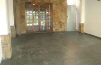 Venda de sobrado na vila riman, em arujá/sp, 170m² com 3 quartos, suíte, cozinha ampla, edícula e garagem coberta para 2 autos. consulte-nos.