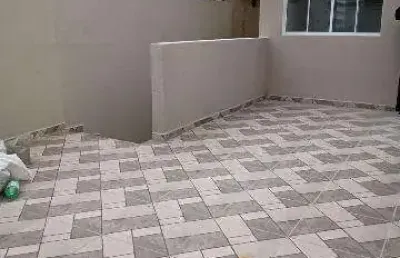Venda de casa no center ville, em arujá/sp, 257m² com 3 dormitórios, suíte com varanda, sala de estar, cozinha, lavanderia e 01 vaga. consulte-nos.