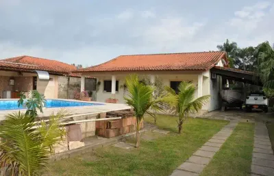 Casa ampla e confortável, com piscina, no bairro nova cananéia - cananéia - litoral sul de sp