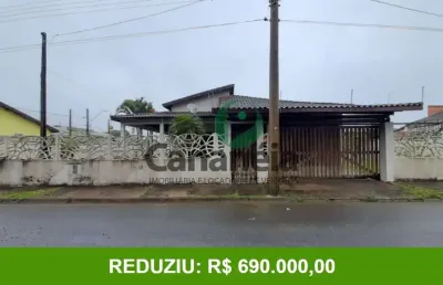 Casa para venda no bairro acaraú em cananéia sp - com 3 dormitórios sendo 2 suítes