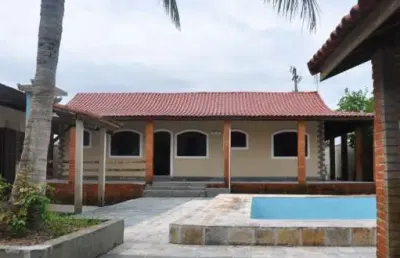 4 dormitórios (2 suítes) para venda no bairro acaraú em cananéia/sp