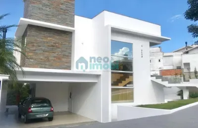 Casa com 3 quartos à venda em Pedra Branca, Palhoça 