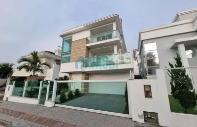 Casa triplex com 4 suítes, 464m², pedra branca, palhoça, sc