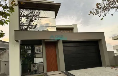 Casa com 3 suítes, 307m², pedra branca, palhoça, sc