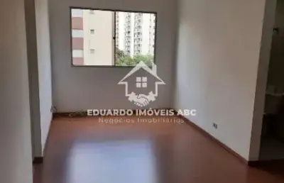 2 dormitórios. 1 vaga na garagem. ótima localização. sbc.
