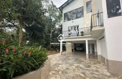 Casa (assobradada) para venda, 4 dorm(s), 2 suite(s), 4 vaga(s), 390 m²