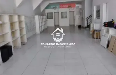Salão (salão padrão) para locação, 9 dorm(s), 3 vaga(s), 580 m²