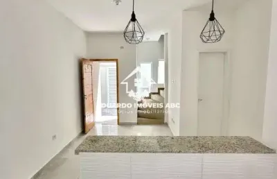 Ref 10485- 2 dormitórios. 1 vaga. ótima localização- praia grande