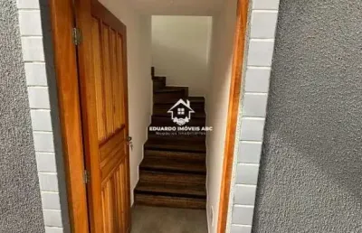Casa (sobrado) para venda, 2 dorm(s), 1 vaga(s), 56 m²