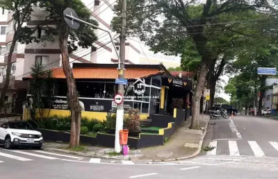 Casa (casa padrão) para venda, 8 dorm(s), 2 suite(s), 4 vaga(s), 460 m²