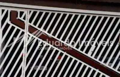 Ref 1738. 3 dormitórios. 1 suíte. com edícula. cozinha planejada. 2 vagas na garagem. ótima localização.