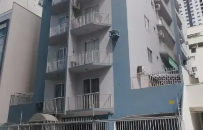 Apartamento em ótima localização próximo do shopping atlântico.