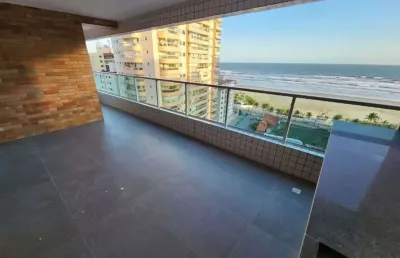 03 dormitórios sendo 02 suítes, sala 02 ambientes muito espaçosa, varanda  com vista mar,cozinha espaçosa com acesso a varanda, área de serviço arejad