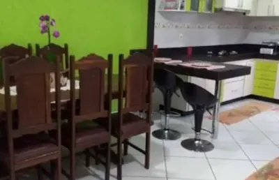 Casa para vender com 02 quartos no bairro novo cruzeiro em betim