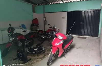 Casa duplex para vender com 04 quartos e 01 suíte no bairro jardim teresópolis em betim