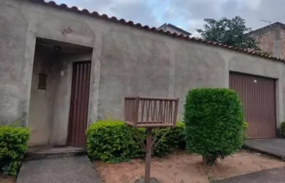 Casa para vender com 02 quartos no bairro nazaré em contagem