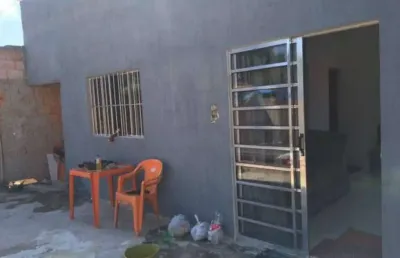 Casa para vender com 08 quartos no bairro cidade jardim em esmeraldas