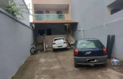 Casa para vender com 04 quartos no bairro xangri-lá em contagem