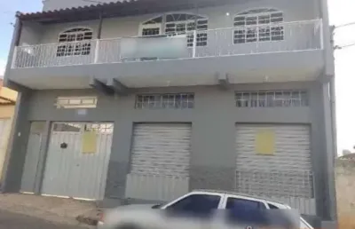 Casa para vender com 05 quartos no bairro betim industrial em betim - não financia