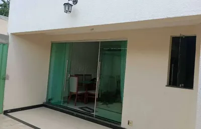 Casa para vender com 04 quartos no bairro jardim laguna em contagem