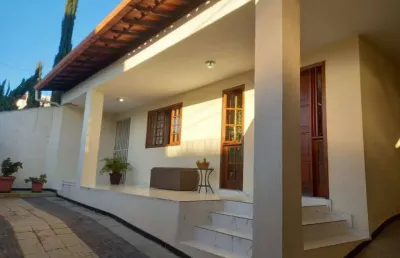 Casa para vender com 03 quartos 02 suítes no bairro eldorado em contagem