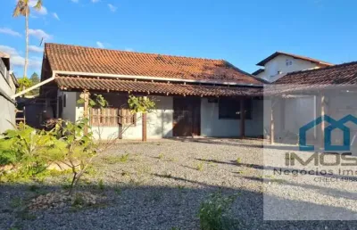 Casa com 3 quartos à venda na rua floresta, 348, floresta, joinville, 110 m2 por r$ 450.000