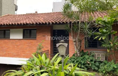 Casa com 3 quartos à venda na rua corcovado, 70, auxiliadora, porto alegre por r$ 1.600.000