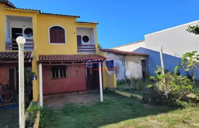 Casa em condomínio fechado com 2 quartos à venda na rua sessenta e um, guaratiba (ponta negra), maricá, 85 m2 por r$ 256.000