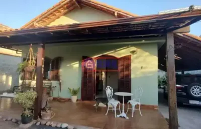 Casa com 2 quartos à venda na rua van lerbergue, jardim atlântico central (itaipuaçu), maricá, 200 m2 por r$ 575.000