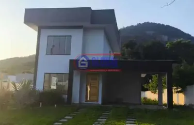 Casa em condomínio fechado com 3 quartos à venda na estrada vereador oldemar figueiredo, ubatiba, maricá, 120 m2 por r$ 550.000