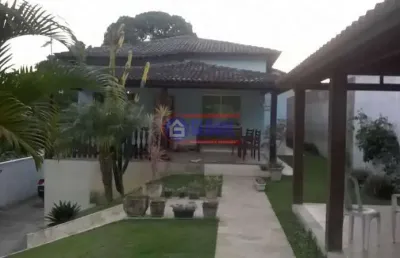Casa com 3 quartos à venda na rua eucalipto, condado de maricá, maricá, 200 m2 por r$ 590.000