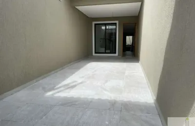 Belíssimo sobrado ótimo acabamento com 3 dormitórios, 2 vagas de garagem