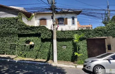 Capão redondo sobrado com 279m² terreno e 320 m² area construída. não da finaciamento