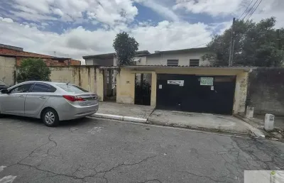Capão redondo 4 casas no terreno a 200 metros próxima estação renda de 3.600,00