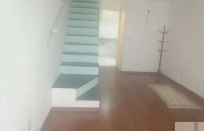 Casa com 02 dormitórios para venda no jardim marajoara.