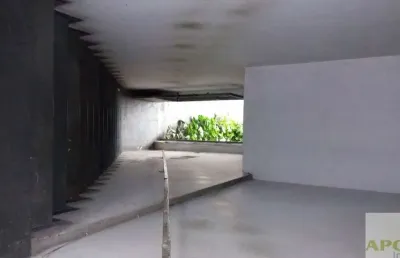 Grajau parque brasil salão no miolo do centro comercial