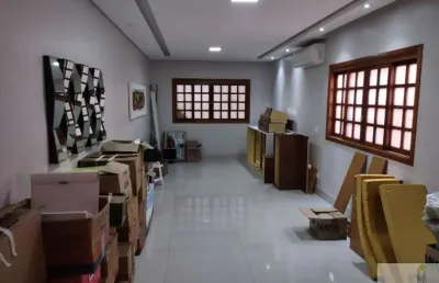Campo grande belíssimo sobrado isolado excelente localização