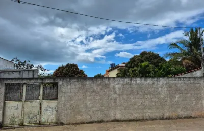 Terreno à venda na Rua Maria Vesterini Monteiro, 32, Balneário Ponta da Fruta, Vila Velha