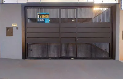 Casa à venda em maringá, jardim três lagoas, com 3 quartos, com 114 m²