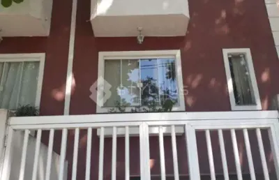 Casa em condomínio fechado com 2 quartos à venda na rua gomes serpa, piedade, rio de janeiro, 75 m2 por r$ 270.000