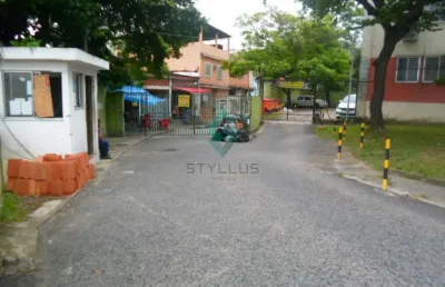 Apartamento com 2 quartos à venda na estrada adhemar bebiano, inhaúma, rio de janeiro, 61 m2 por r$ 185.000