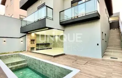 Sobrado com 3 suítes e piscina no condomínio granville em itupeva