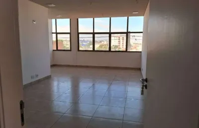 Casa comercial com 1 sala para alugar na Rua Itirapina, 1060, Cidade Luiza, Jundiaí