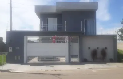 Sobrado com 02 suítes à venda no residencial tosi - itupeva/sp